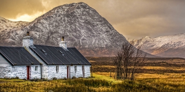 Blackrock Cottage Glencoe - kjsdh fdkljklf lkjlekj by Scotland In Pictures